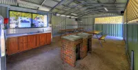 Beechworth Lake Sambell Caravan Park Hotels in Beechworth