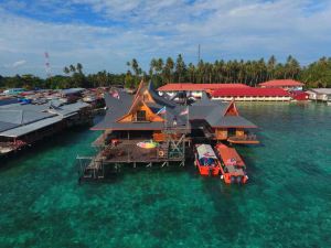 Mabul Paradise Lodge