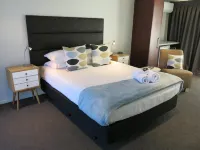 Merivale Apartments