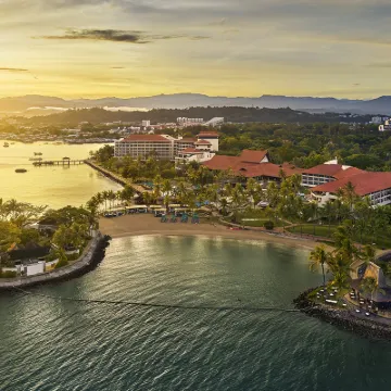 Shangri-La Tanjung Aru, Kota Kinabalu Hotel dekat Tanjung Aru Beach