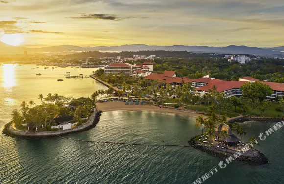 丹絨亞路香格里拉