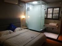 重庆圣洁花园酒店 - 豪华大床房
