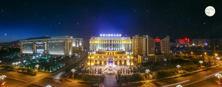 Zhangjiakou International Hotel (Building B ) Отели рядом с достопримечательностью «Wuhan University of Technology Network Education Zhangjiakou Branch Campus»