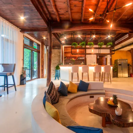 Moganshan Huajianji Homestay (Miaoqian Village Scenic Area)
