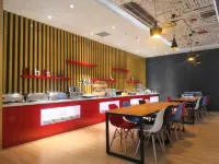 Ibis Hotel (Tianjin Railway Station North Square) โรงแรมในเทียนจิน