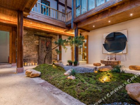 Sanyueli Holiday B&B (Huangshan Tunxi Old Street Branch)