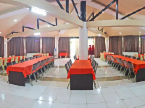 Caliraya Resort Club Hoteles en Lumban