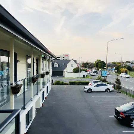 123 Motel Отели рядом с достопримечательностью «Мона-вейл»