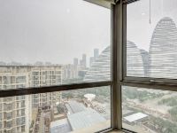 一禾公寓(北京望京soho店) - 黑科技智能投影房