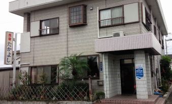 Takayoshi Guest House