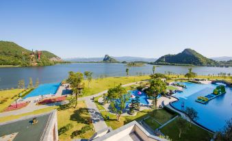 BJG Swan Lake Hot Spring Hotel