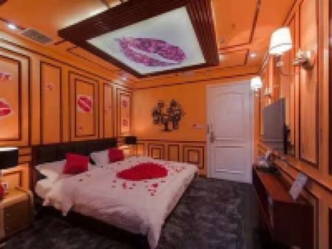 优家主题酒店(武汉虎泉店) - 爱乐之城