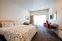 The Westhaven Motel Hotels in Fox Glacier