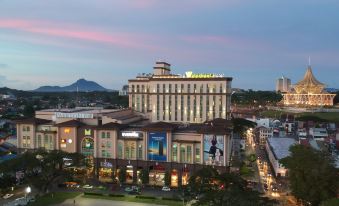 The Waterfront Hotel Kuching