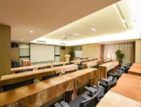 Geya Qingju Hotel Hotels in Hohhot