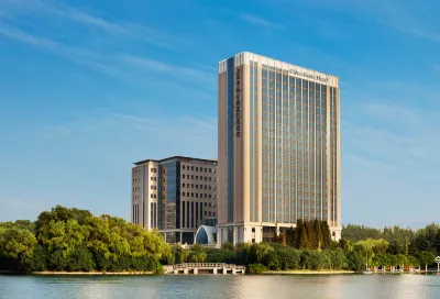 China Grain Hotel Hotels near Shanghai Publishing and Printing College (Longchang Road Campus)