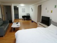 广州缘莱公寓 - 标准平层大床房