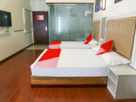 德昌月阳楼酒店 - 豪华双床房