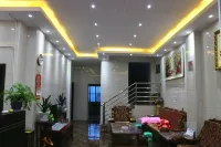 Chengjiang Ruiqi Inn - غرفة مطلة على الجبل
