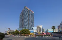 Vienna International Hotel (Taicang South Railway Station Nanyang Plaza) - balcony