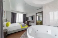 Art Moscow by Zont Hotel Group Hotel Hotel dekat MSTUCA