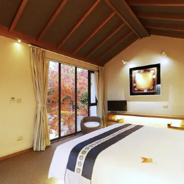 The One Hotels & Resorts