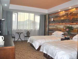 Ninghai 365 Art Hotel