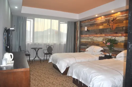 Ninghai 365 Art Hotel