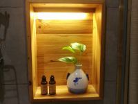 又见民宿(梅州钧质楼店) - 特惠大床房