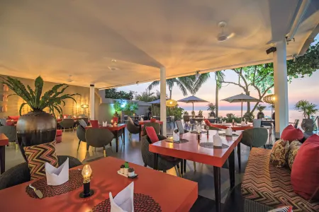 The Sunset Beach Resort & Spa, Taling Ngam, Ko Samui Отели рядом с достопримечательностью «Змеиная ферма Самуй»