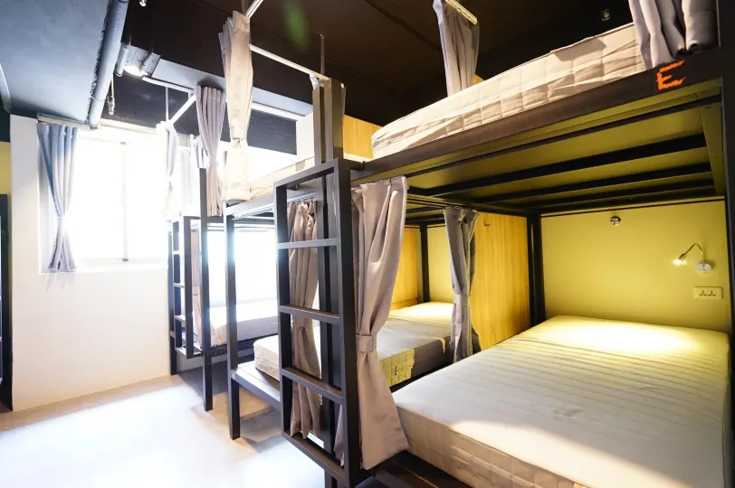 Cavemen Hostel (Taipei Station Youth)