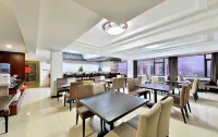 Jinxuan International Hotel (Guilin Railway Station Liangjiang Sihu Branch) - 3 Yıldız
