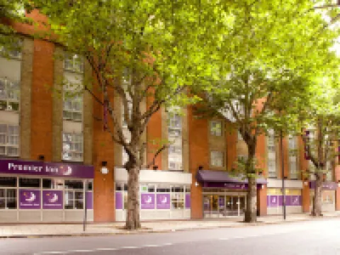 Premier Inn London Tower Bridge Hotels near Tower Bridge