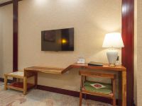 桂林帝凯国际大酒店 - 红檀木生态高级双床房