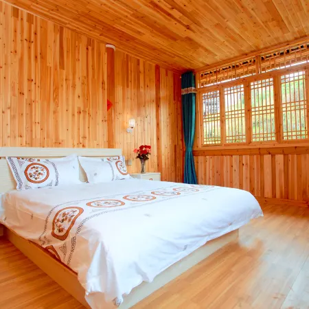 Sanjiang Waterfront Inn