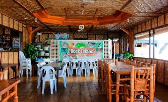 Rock Island Resort - Housity