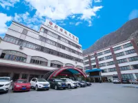 Xinguolv Hotel Hotels near Jiangwei City