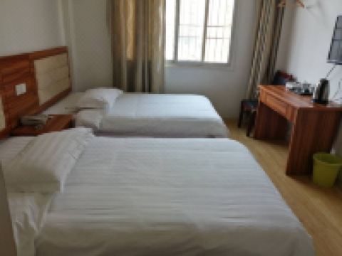 潜山梦天然宾馆 - 标准间