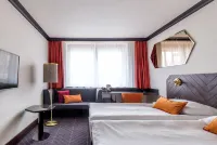 Vienna House by Wyndham Diplomat Prague فنادق في Horomerice