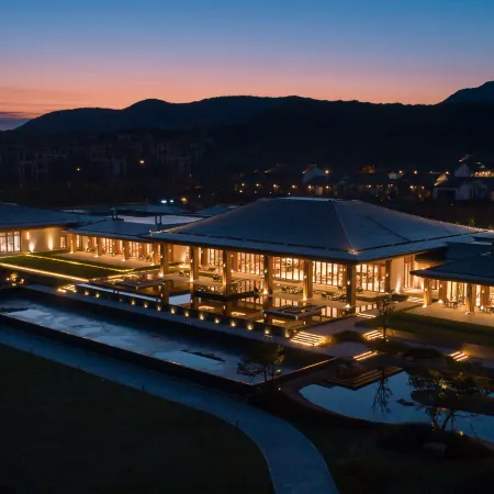 Zhoulv Nanyuan Maritime Silk Road Hotel