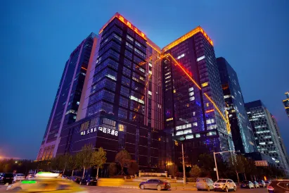 Maiwo Hotel (Zhengzhou East Railway Station Lianbang Building)