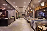 Peach Blossom River Resort
