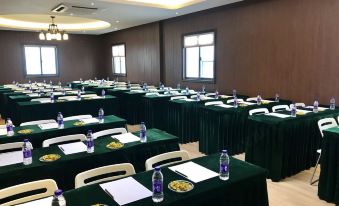 Egreen Hotels & Resorts (Ningbo Tianyi Square Penglai)