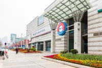 Floral Hotel·Qiyue B & B (Qingdao Olympic Sailing Center May 4th Plaza store) Hotels in Qingdao
