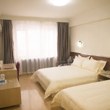 Jinjiang Star Fashion (Harbin China Baroque East Friendship Road Store) Отели рядом с достопримечательностью «Jingyang Pedestrian Street (Daxin Street)»