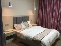 Wenxin Hotel (Zhengzhou Erqi Plaza)