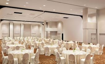 Sheraton Milan Malpensa Airport Hotel & Conference Centre