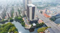 Waterfront Garden Hotel Hotel in zona Shuanglin Station