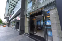 Huacheng Holiday Hotel Apartment (Chunxi Road Taikoo Li) - parking
