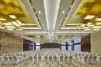 Four Points by Sheraton Liupanshui - parking